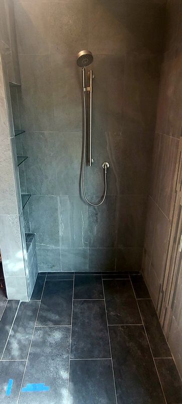 Custom Walk-In Showers