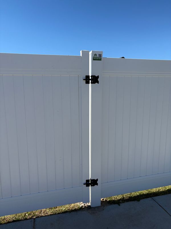 Vinyl Fencing