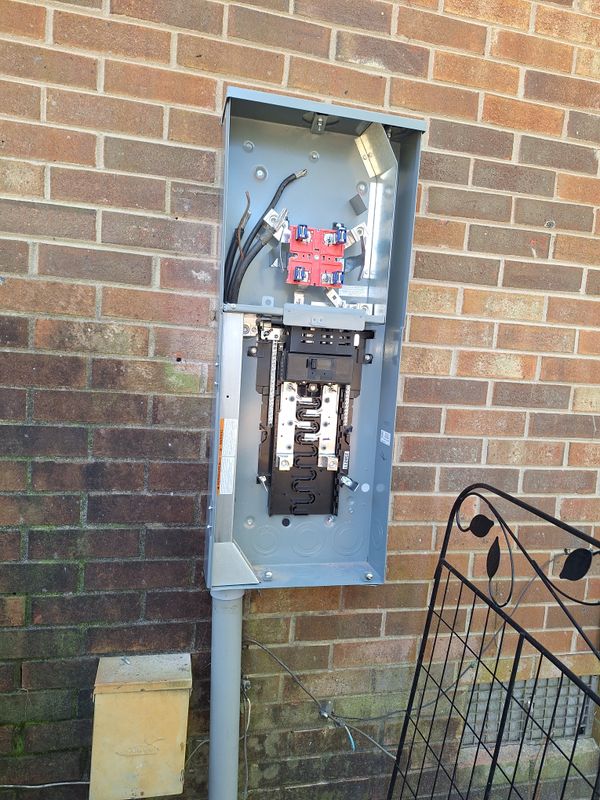 Circuit Breaker Installation and Repair