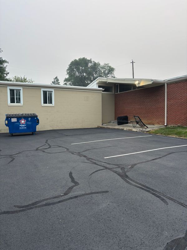 "Keeping Spaces Spotless: MO's All Season Care Delivers Pristine Pet Waste Removal"