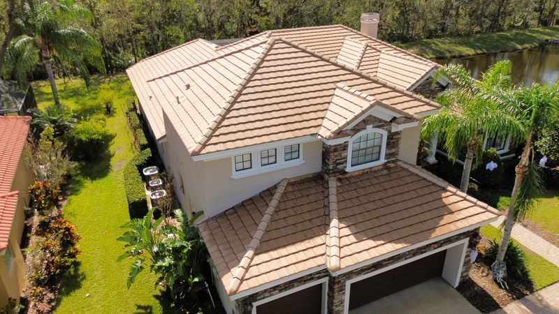 Roof Cleaning
