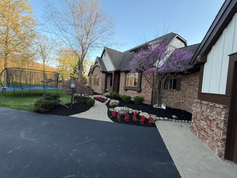 Lawn Care & Maintenance