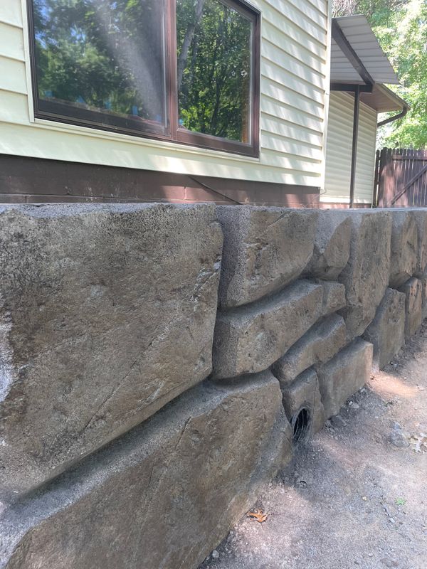 Carved Concrete Retaining Walls 