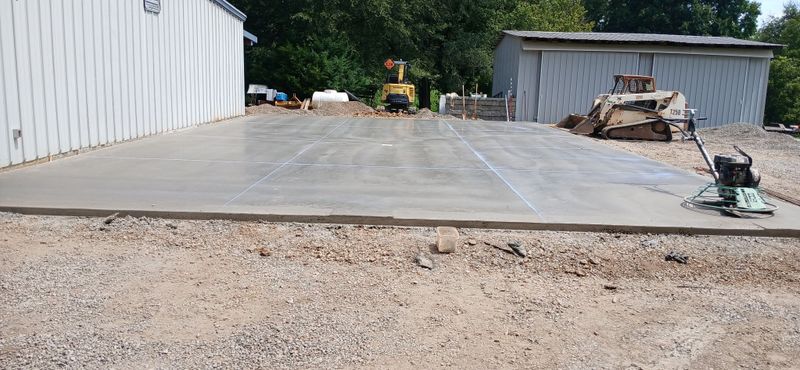 Concrete Pouring & Finishing