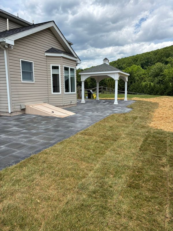 Patios & Outdoor Living Spaces