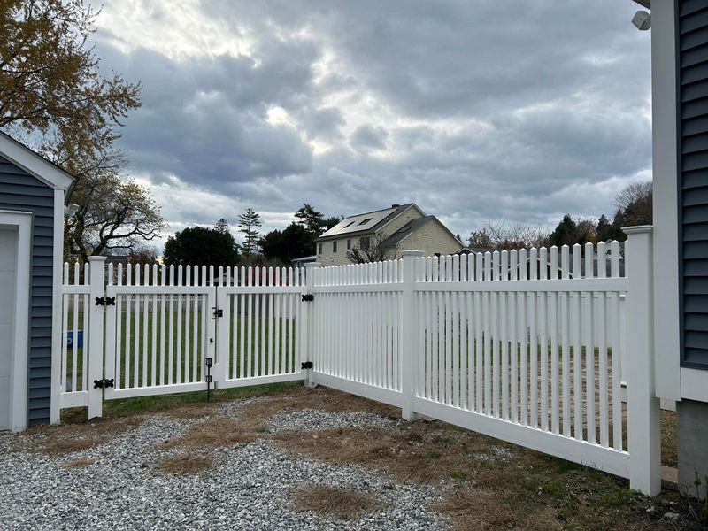 Commercial Fencing
