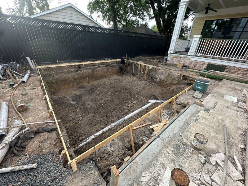 Custom Pool Construction