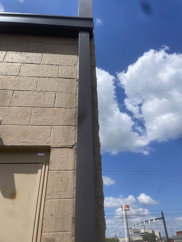 Gutter & Downspouts