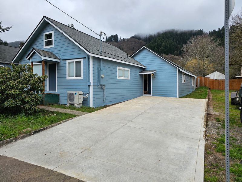 Siding Installation & Repair