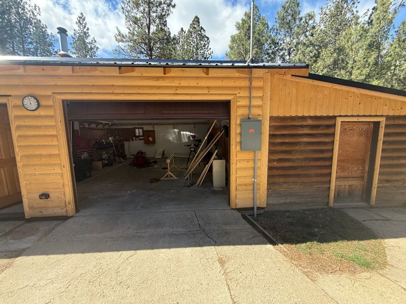 Log Home Restoration