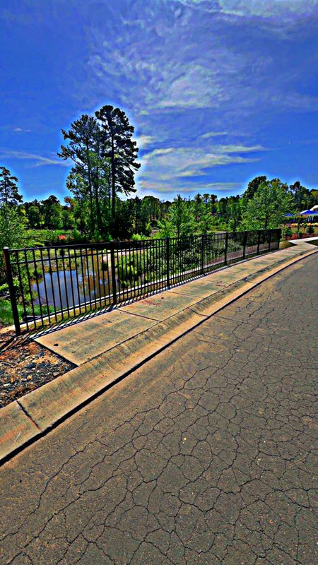 Aluminum fence 