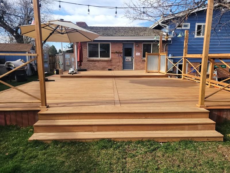 Deck and Fence Staining