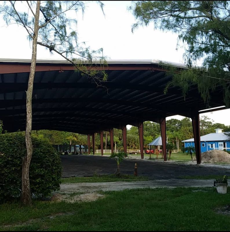Barndominiums, Aircraft Hangers, & Equestrian Riding Arenas