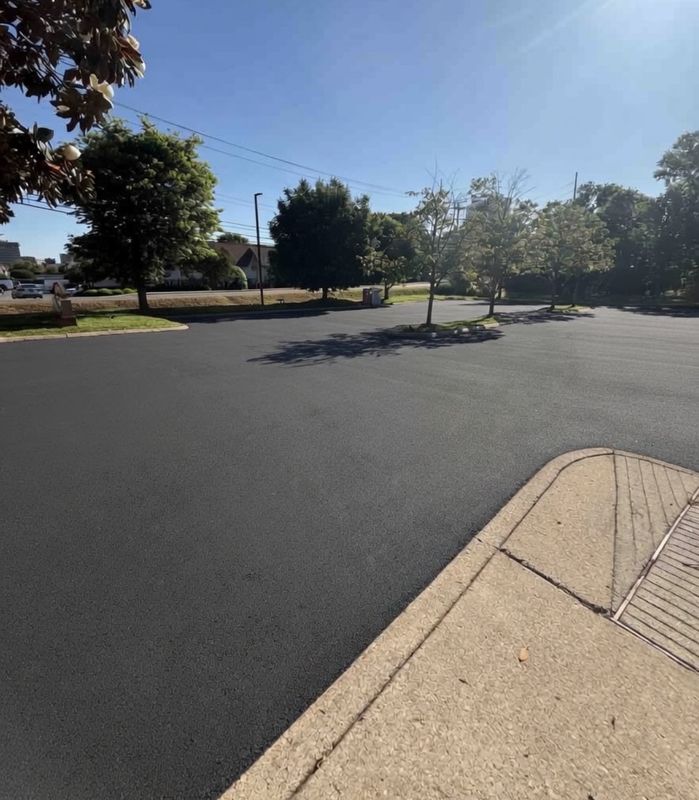 Flawless Asphalt Sealing in Nashville - Enhancing Durability and Aesthetic