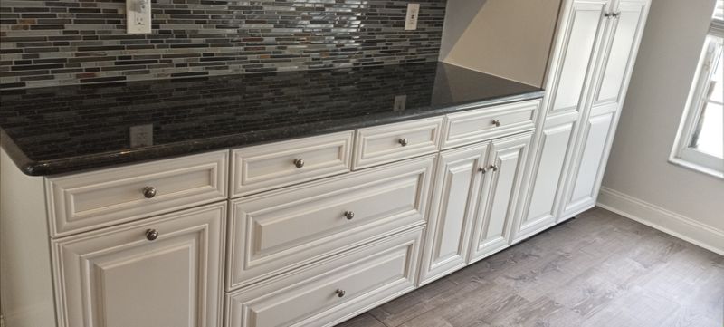 Cabinets 