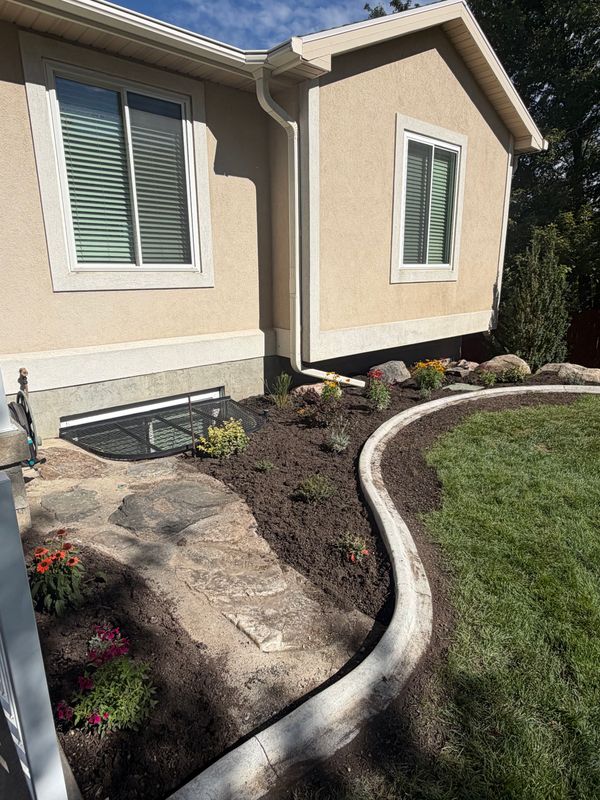 Flower Bed Redos That Make Your Home Look Sharp Again