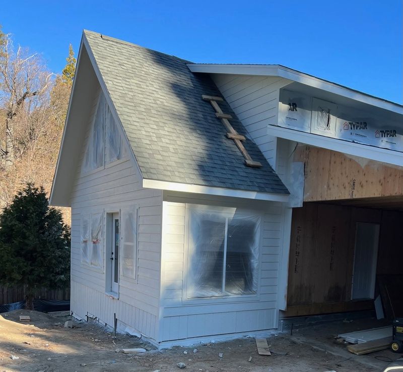 Siding & Roofing