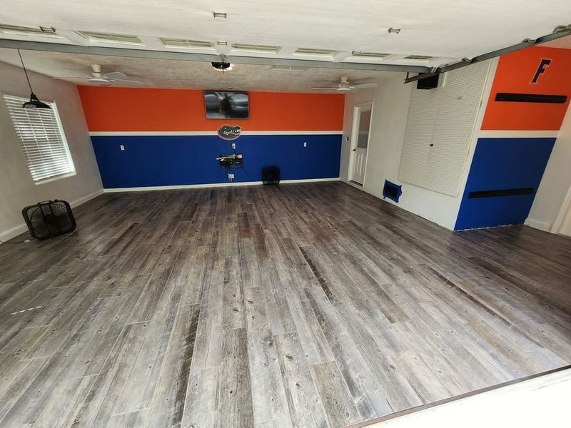 Gator Glory: Elite Custom Tile Transformations in Gainesville Man Caves