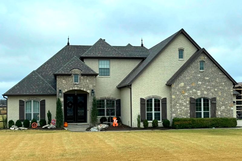 RESIDENTIAL ROOFING