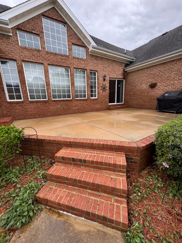 Deck & Patio Cleaning