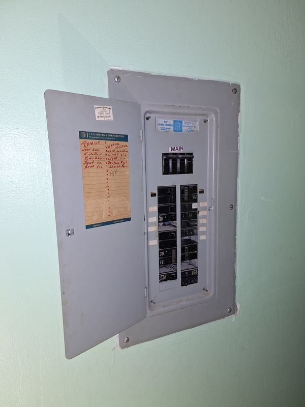 Circuit Breaker Installation and Repair