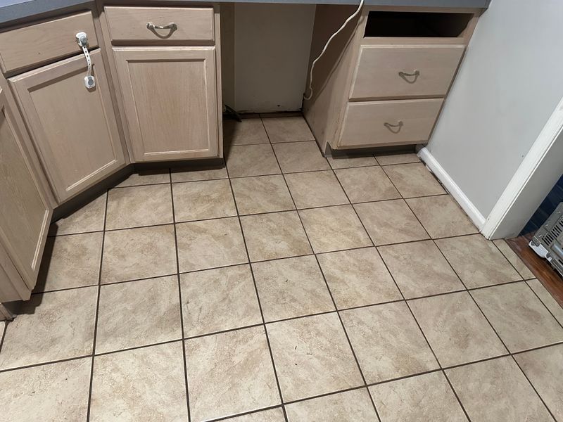 Ceramic tile