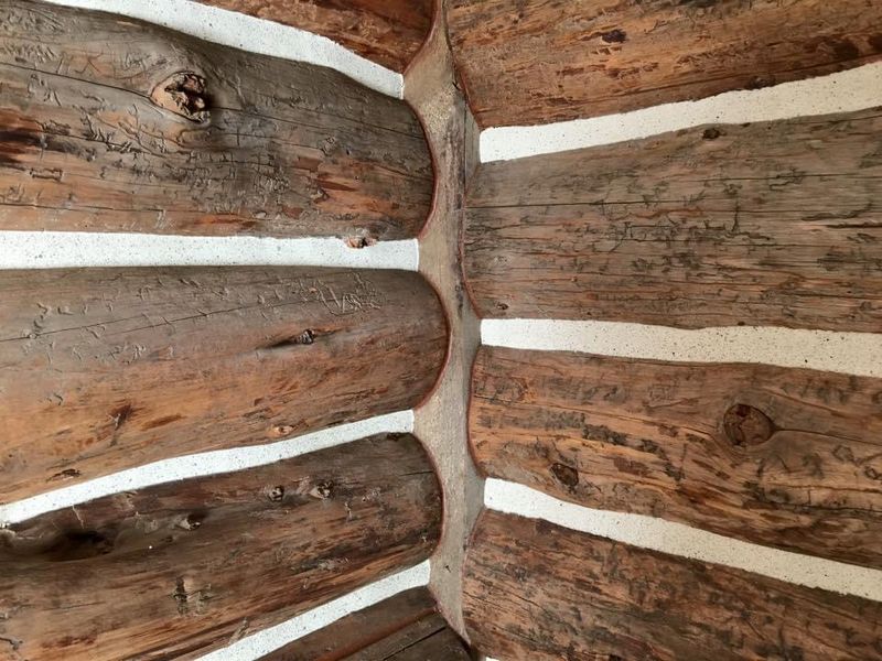 Log Home Chinking in Montana
