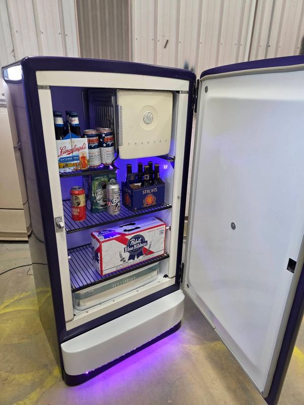 Vintage refrigerator restoration