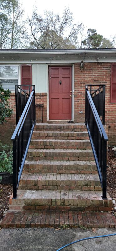 Metal Gate Installation