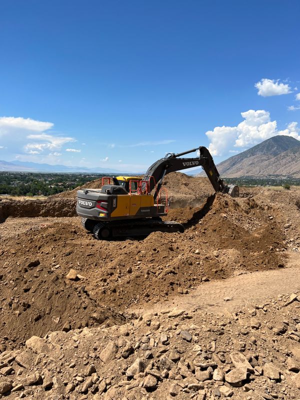 Residential & Commercial Excavation