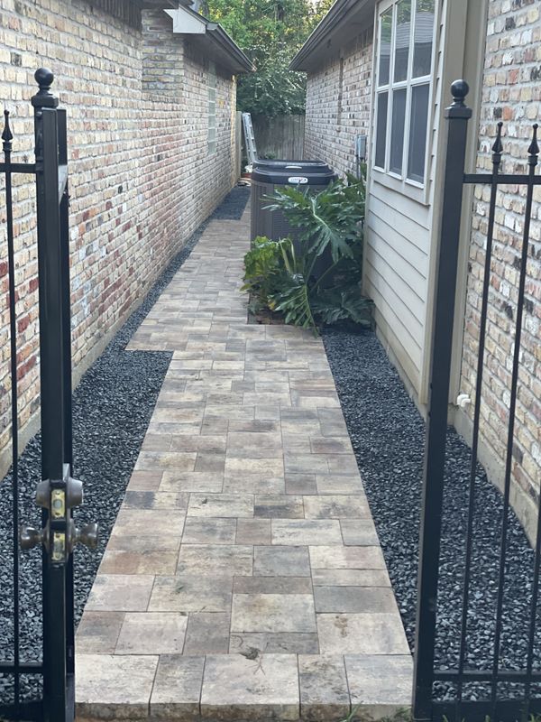 Pavers & Gravel