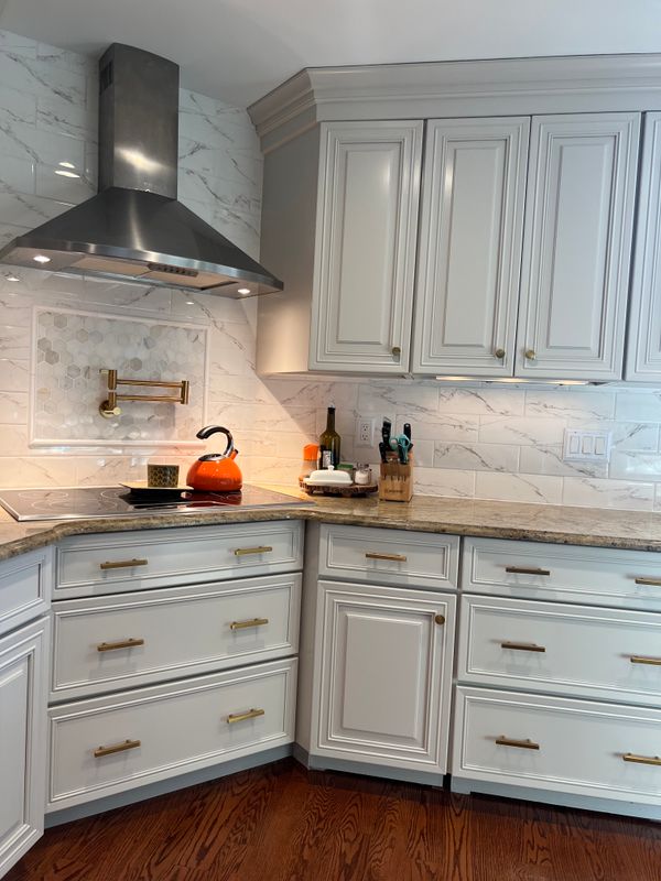 Kitchen and Cabinet Refinishing
