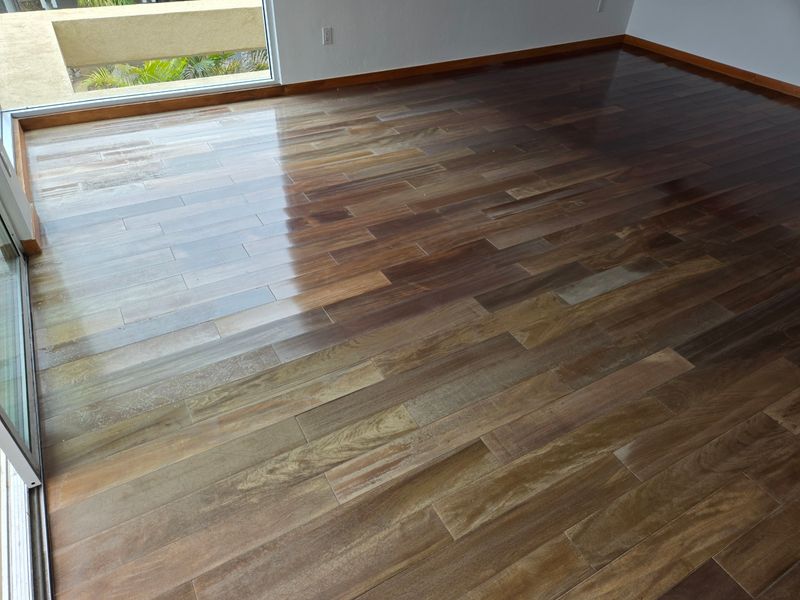 Hardwood Refinishing