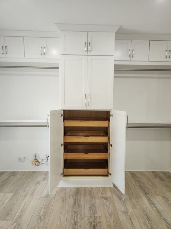 Pantry & Closets