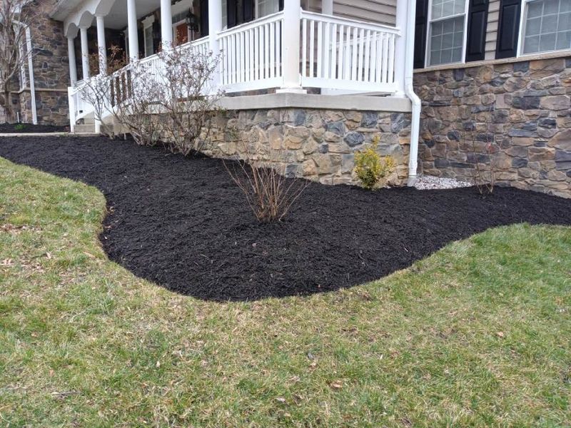 Landscape Design/Mulching