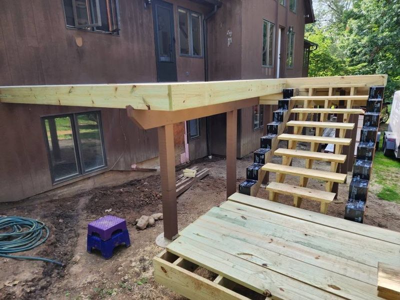 Professional Deck Building