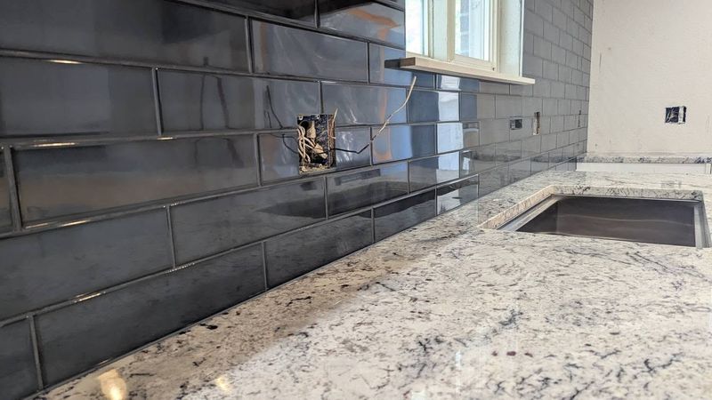 Kitchen Backsplash Installation