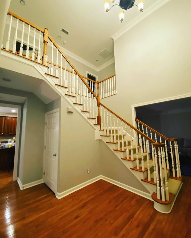 Oaks Elegance Unveiled: Transformative Spray Finish Woodwork + Full Home Repaint by MK Painting & Custom Finishes