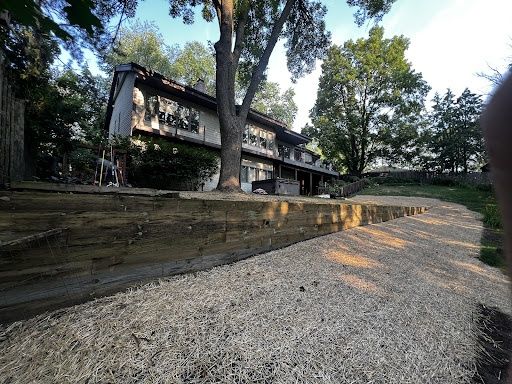 Hardscapes & Outdoor Living