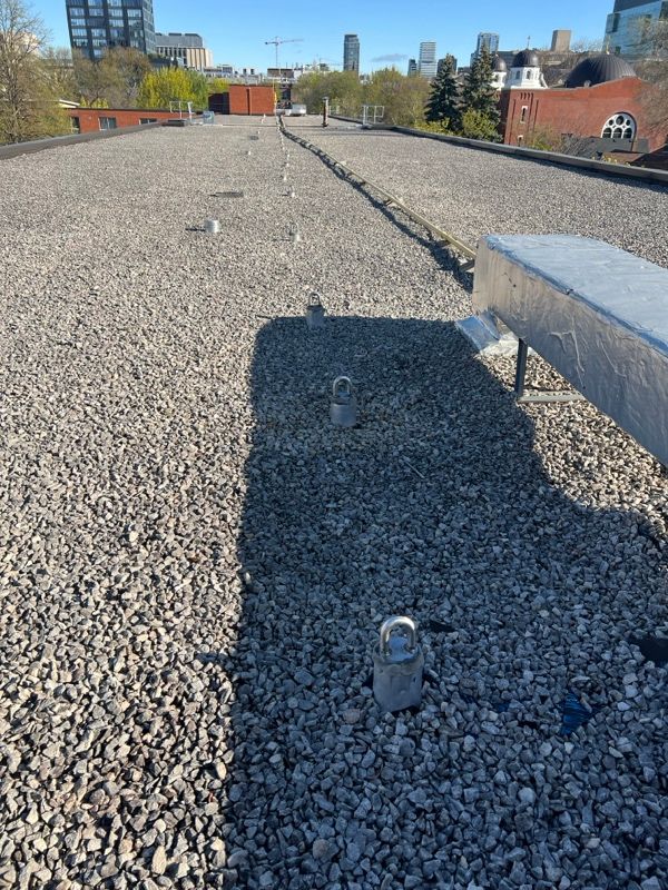 Toronto Rooftop Renewal: Triumph Inc's Comprehensive Repair & Safety Enhancement