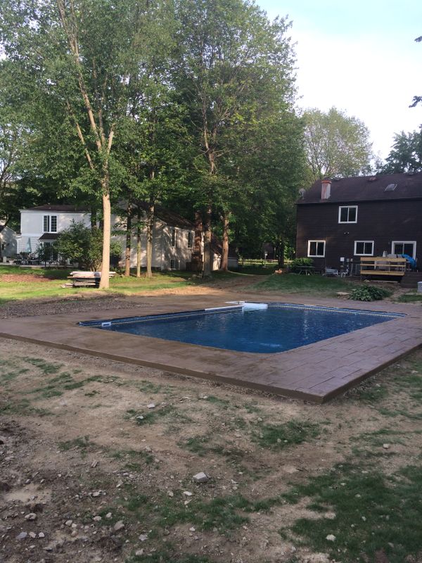 pool concrete installation