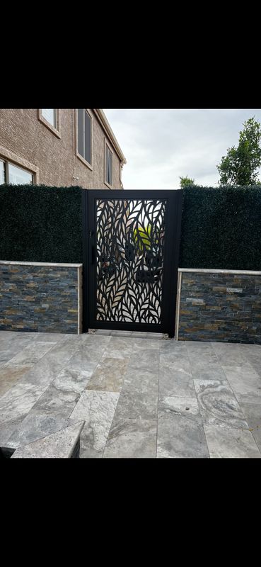 Man Gates