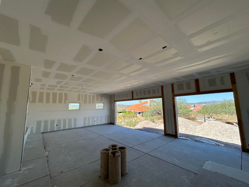 Drywall Installation & Repairs
