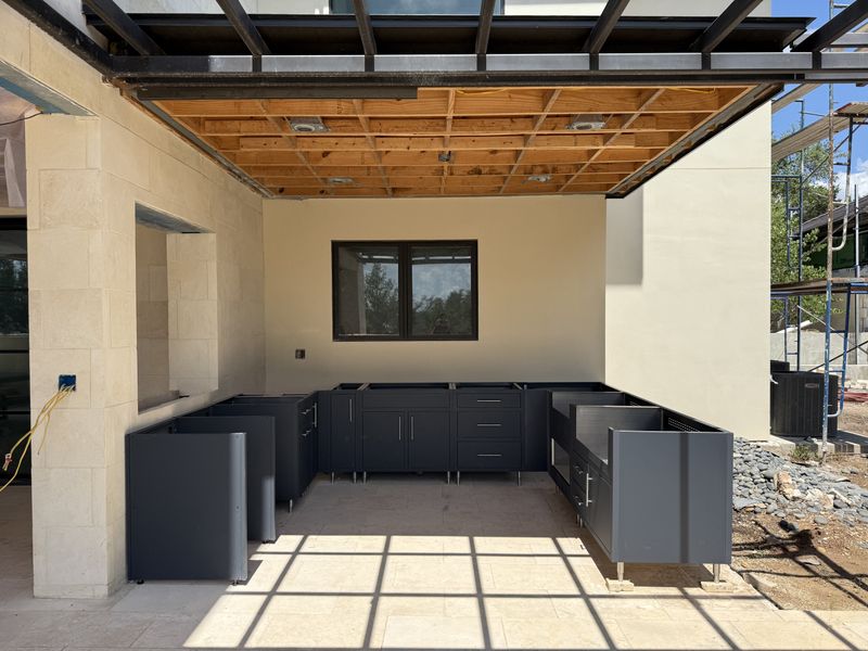 Outdoor Kitchen Construction