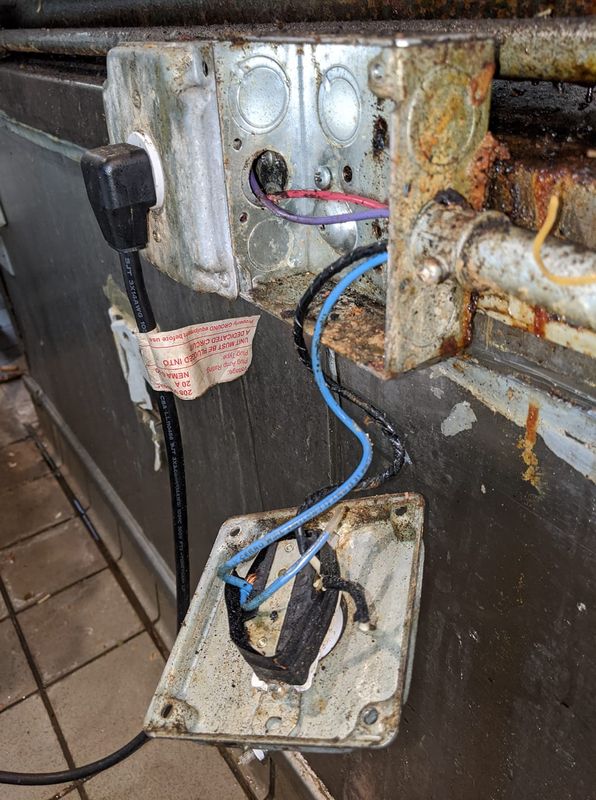 Electrical Service, panel upgrades, EV chargers, lighting and repairs