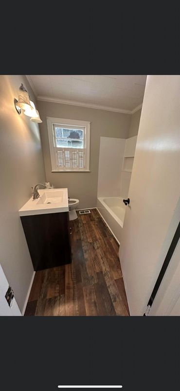 Flooring( laminate, LVP, Carpet, wood)