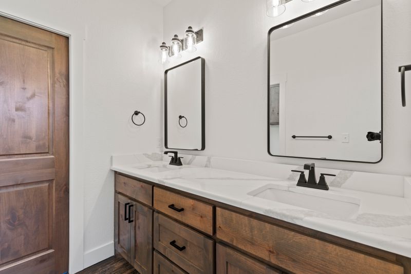 Custom Home - Waller