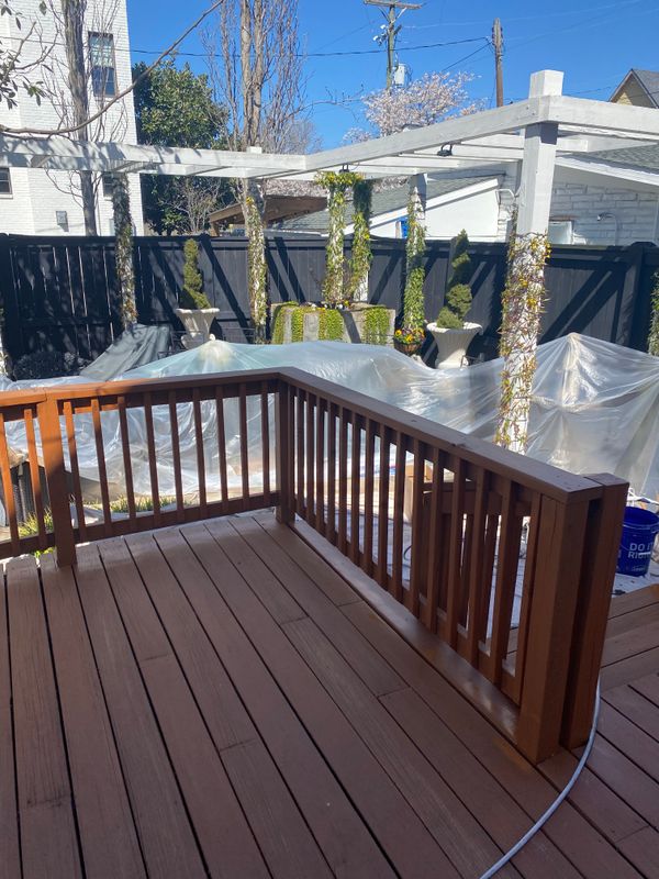 Deck and Fence Staining gallery