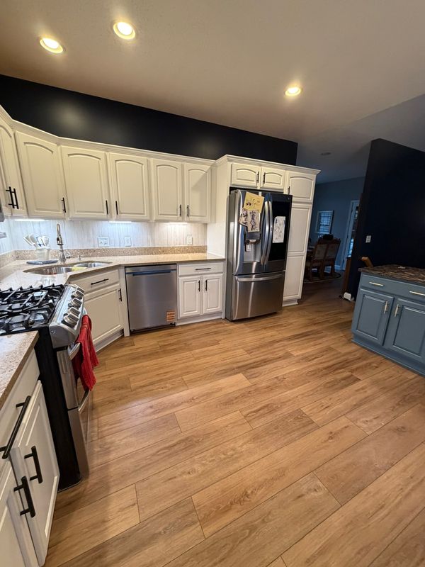 Kitchen and Cabinet Refinishing