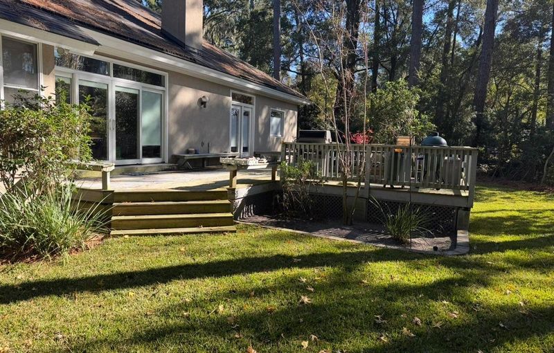 Deck & Patio